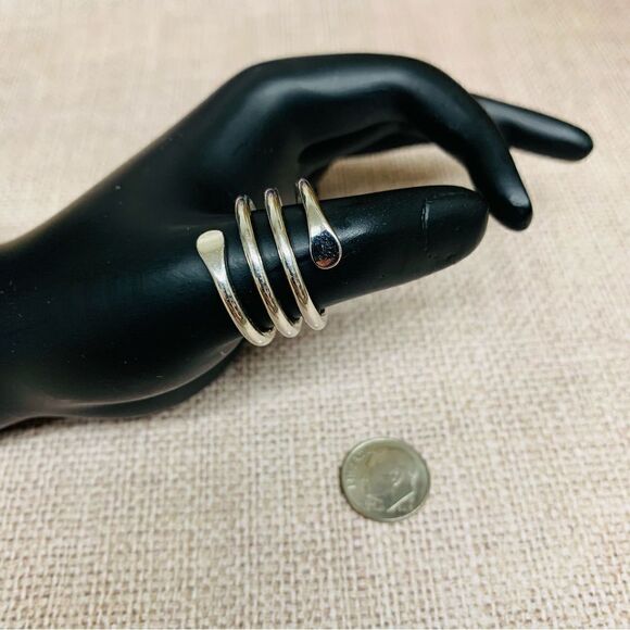 Silver Wrap Ring - Picture 1 of 3